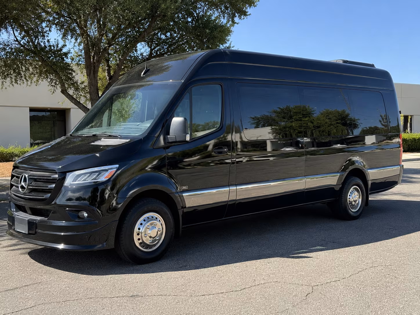 allentown 15 passenger sprinter van