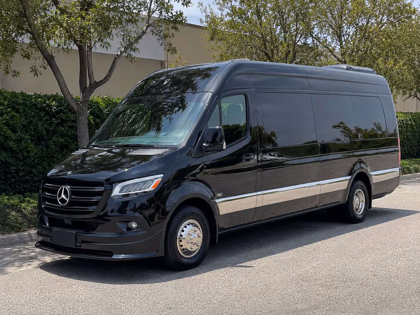 find the perfect transportation for your next corporate event 5